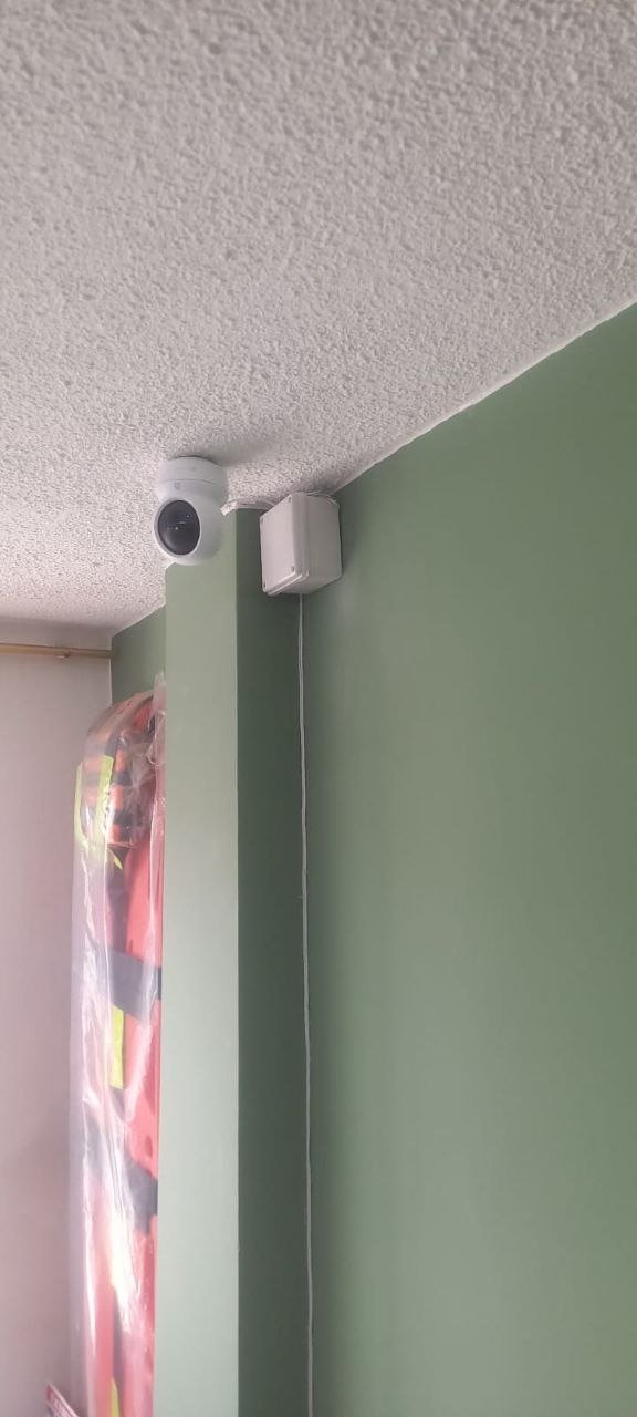 Sistema de cámaras de seguridad instalado